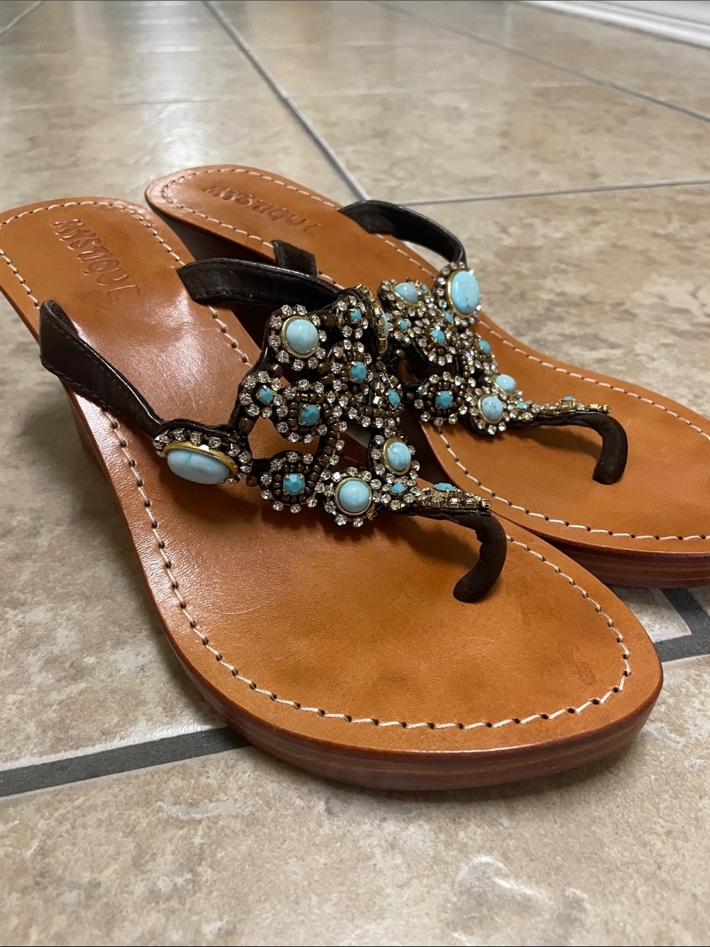 Mystique Boutique Jeweled Turquoise Embellished Tan Leather Sandals Women’s 10